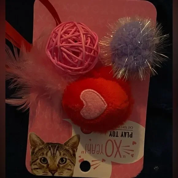 Pet Bundle Set Toys & Pet Clothing Play Toys Pet Supplies - Picture 2 of 5